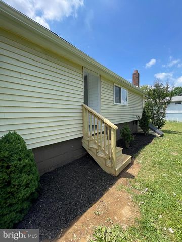 17110 MINER AVE, Williamsport, MD 21795