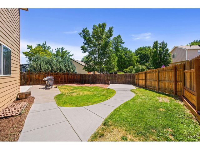 3654 Harding Dr, Loveland, CO 80538