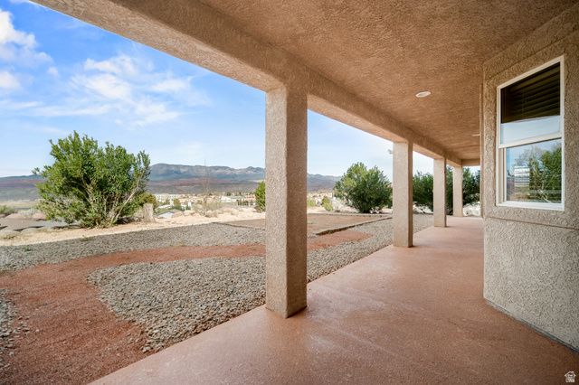 2541 W SPILSBURY CT, Hurricane, UT 84737