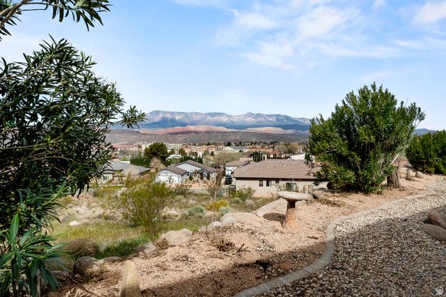 2541 W SPILSBURY CT, Hurricane, UT 84737