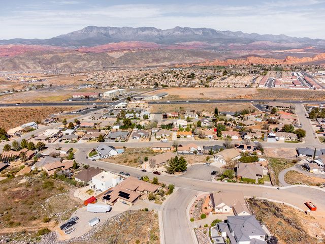 2541 W SPILSBURY CT, Hurricane, UT 84737