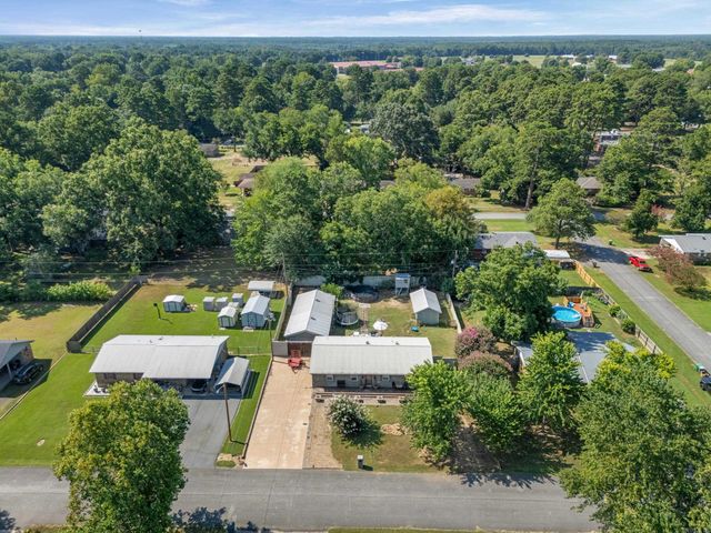 803 W Fisher Street, Beebe, AR 72012