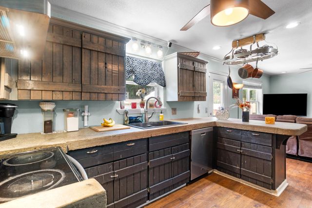 803 W Fisher Street, Beebe, AR 72012