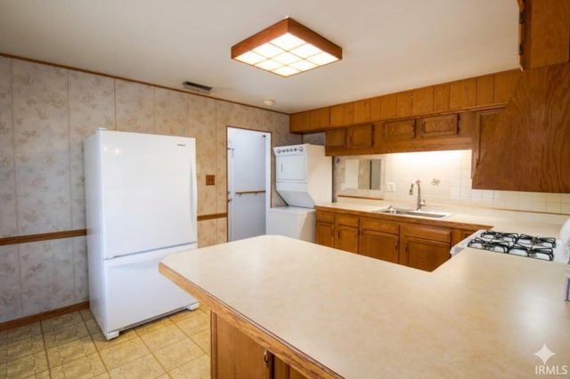 419 Greenleaf Drive, Evansville, IN 47710