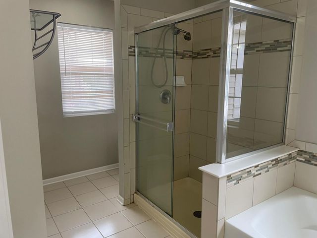 2755 Blakely Lane, Naperville, IL 60540