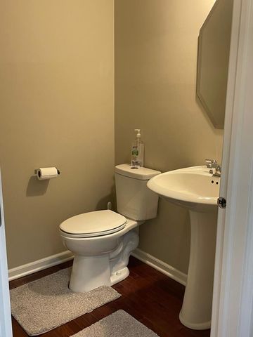 2755 Blakely Lane, Naperville, IL 60540