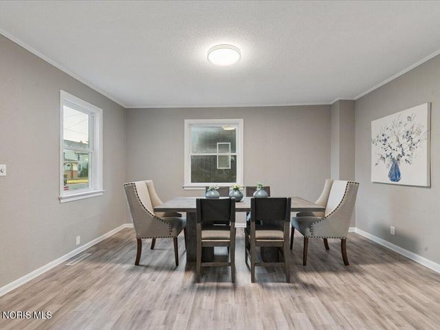 207 Ash Avenue, Findlay, OH 45840