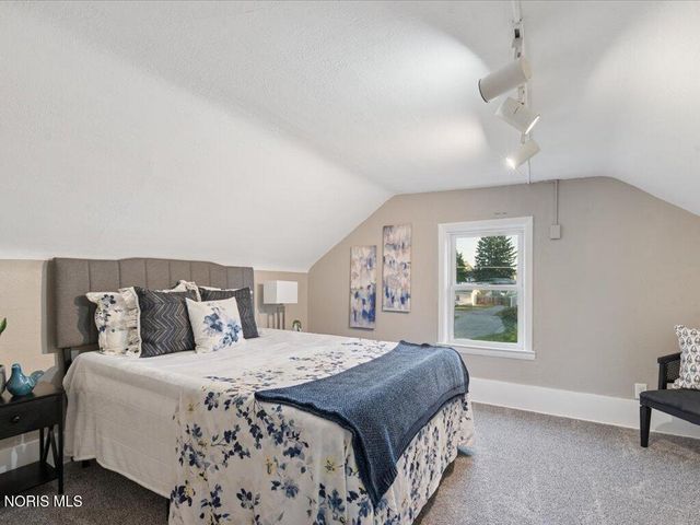 207 Ash Avenue, Findlay, OH 45840