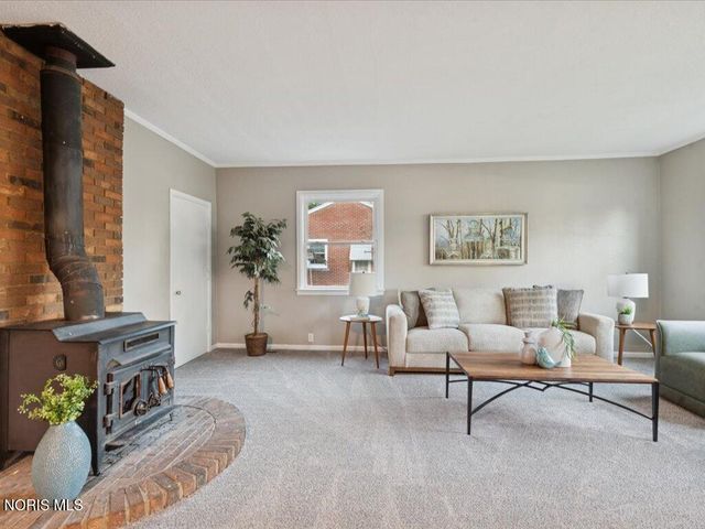 207 Ash Avenue, Findlay, OH 45840