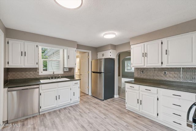 207 Ash Avenue, Findlay, OH 45840