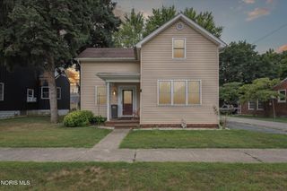207 Ash Avenue, Findlay, OH 45840