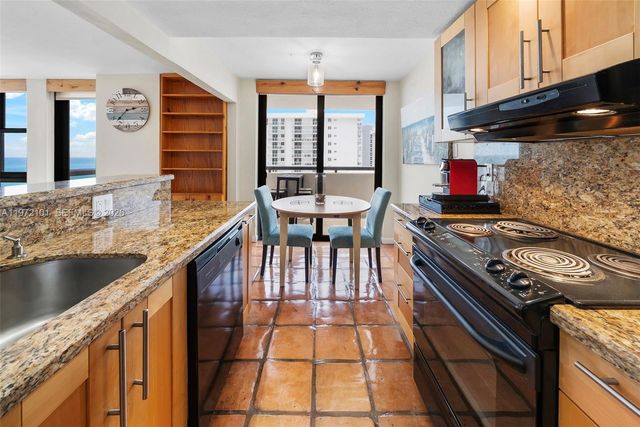 2555 Collins Ave 1414, Miami Beach, FL 33140