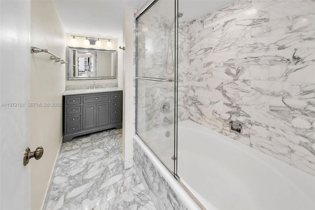 2555 Collins Ave 1414, Miami Beach, FL 33140