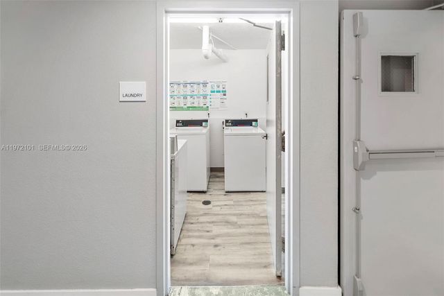 2555 Collins Ave 1414, Miami Beach, FL 33140