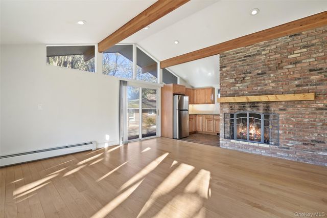 12B Flintlock Ridge Road, Katonah, NY 10536