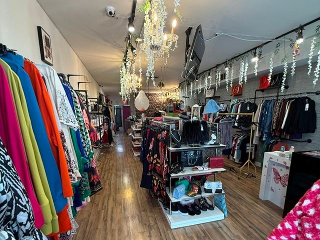 3916 W Touhy Avenue, Lincolnwood, IL 60712