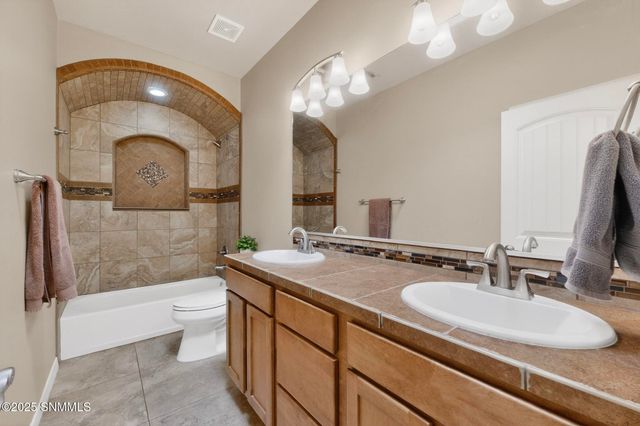 4123 Santa Lucia Arc, Las Cruces, NM 88005