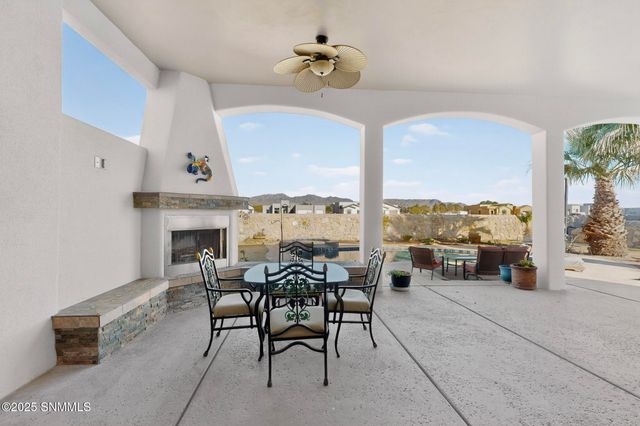 4123 Santa Lucia Arc, Las Cruces, NM 88005