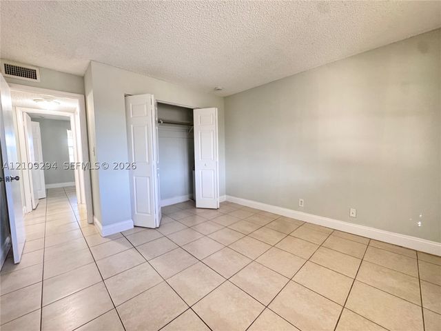95 NE 41st St O227, Oakland Park, FL 33334