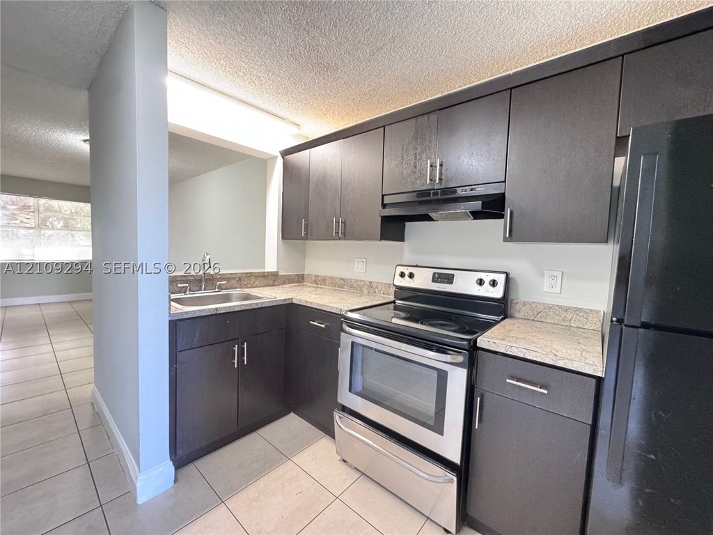95 NE 41st St O227, Oakland Park, FL 33334