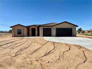 10466 10th Avenue, Hesperia, CA 92345