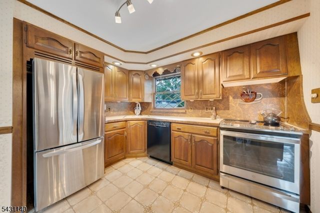 11 Kilmer Dr, Woodbridge Twp., NJ 07067