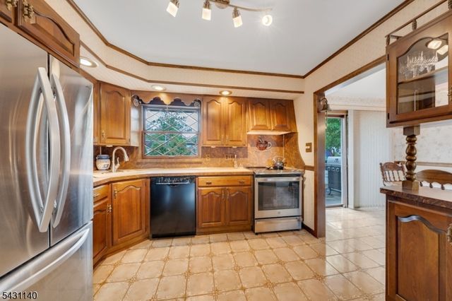 11 Kilmer Dr, Woodbridge Twp., NJ 07067