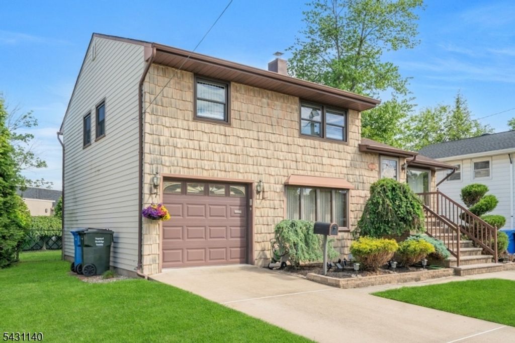11 Kilmer Dr, Woodbridge Twp., NJ 07067