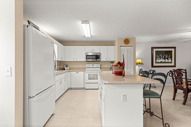 9690 SW 95TH TERRACE A, Ocala, FL 34481