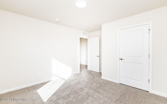 16937 Aiken Ridge Cir, Louisville, KY 40245