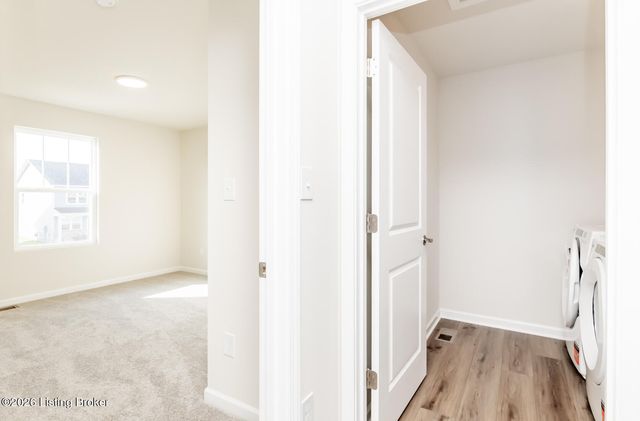 16937 Aiken Ridge Cir, Louisville, KY 40245
