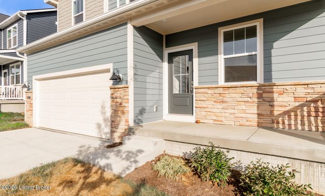 16937 Aiken Ridge Cir, Louisville, KY 40245