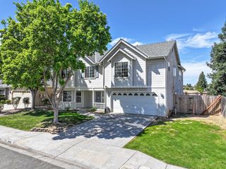 10089 N Baird Avenue, Fresno, CA 93730