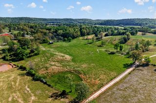 515 Jericho Rd, Quebeck, TN 38579