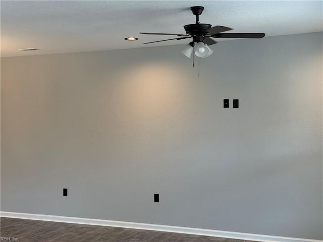 9605 12th Bay ST, Norfolk, VA 23518