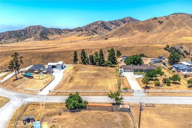 8767 Peach Summit Drive, Banning, CA 92220