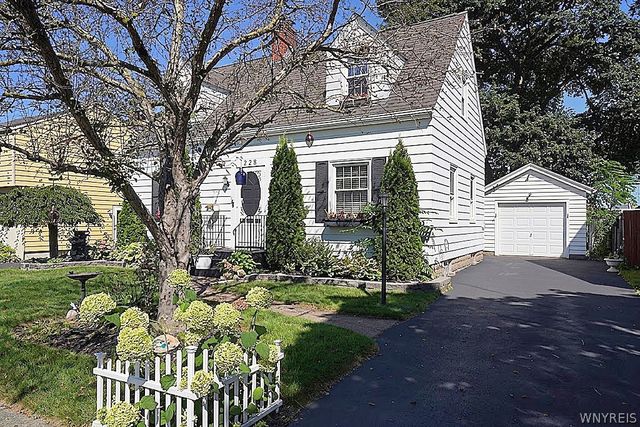 228 Lindsay Place, North Tonawanda, NY 14120