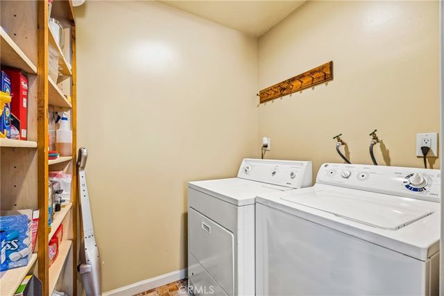 27394 Onlee, Saugus, CA 91350