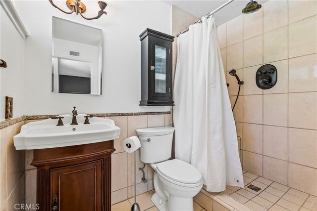 27394 Onlee, Saugus, CA 91350