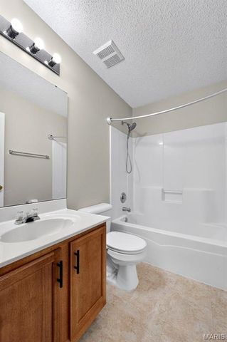 1049 Goss Court 2150B, Wentzville, MO 63385