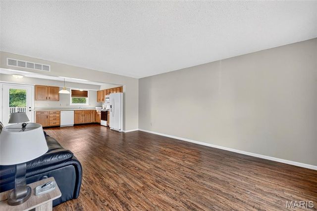 1049 Goss Court 2150B, Wentzville, MO 63385