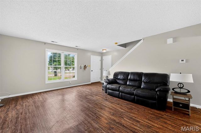 1049 Goss Court 2150B, Wentzville, MO 63385