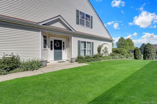 10 Louden Loop, Mount Sinai, NY 11766