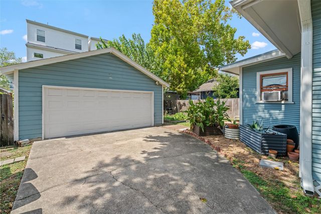 1417 Lawrence Street, Houston, TX 77008