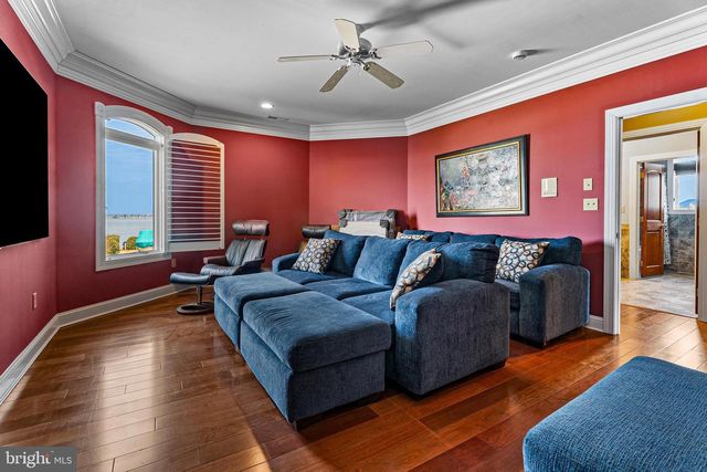 22 LEIGH DR, Ocean Pines, MD 21811