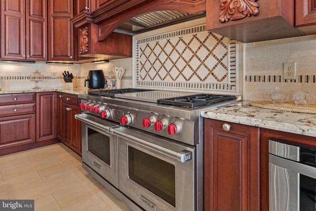 22 LEIGH DR, Ocean Pines, MD 21811