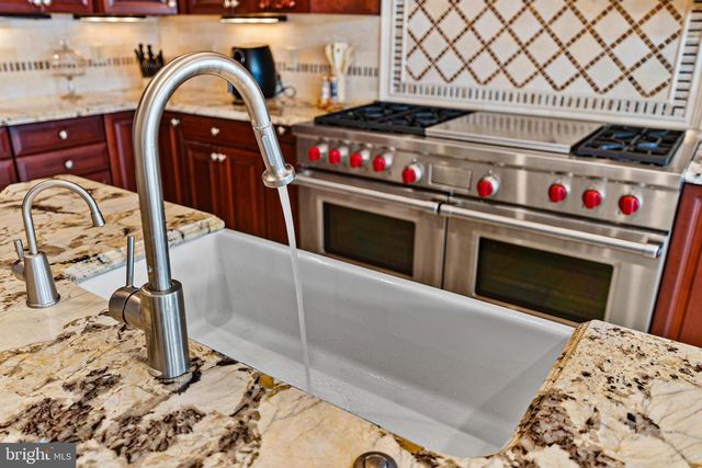 22 LEIGH DR, Ocean Pines, MD 21811