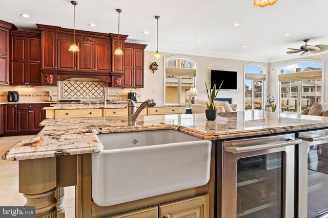 22 LEIGH DR, Ocean Pines, MD 21811