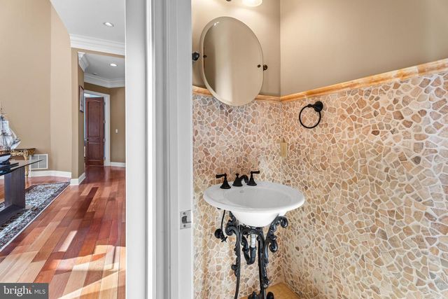 22 LEIGH DR, Ocean Pines, MD 21811