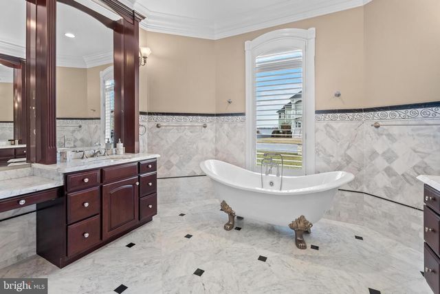 22 LEIGH DR, Ocean Pines, MD 21811